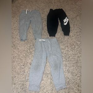 Lot of three pairs size 3T boys jogger sweatpants